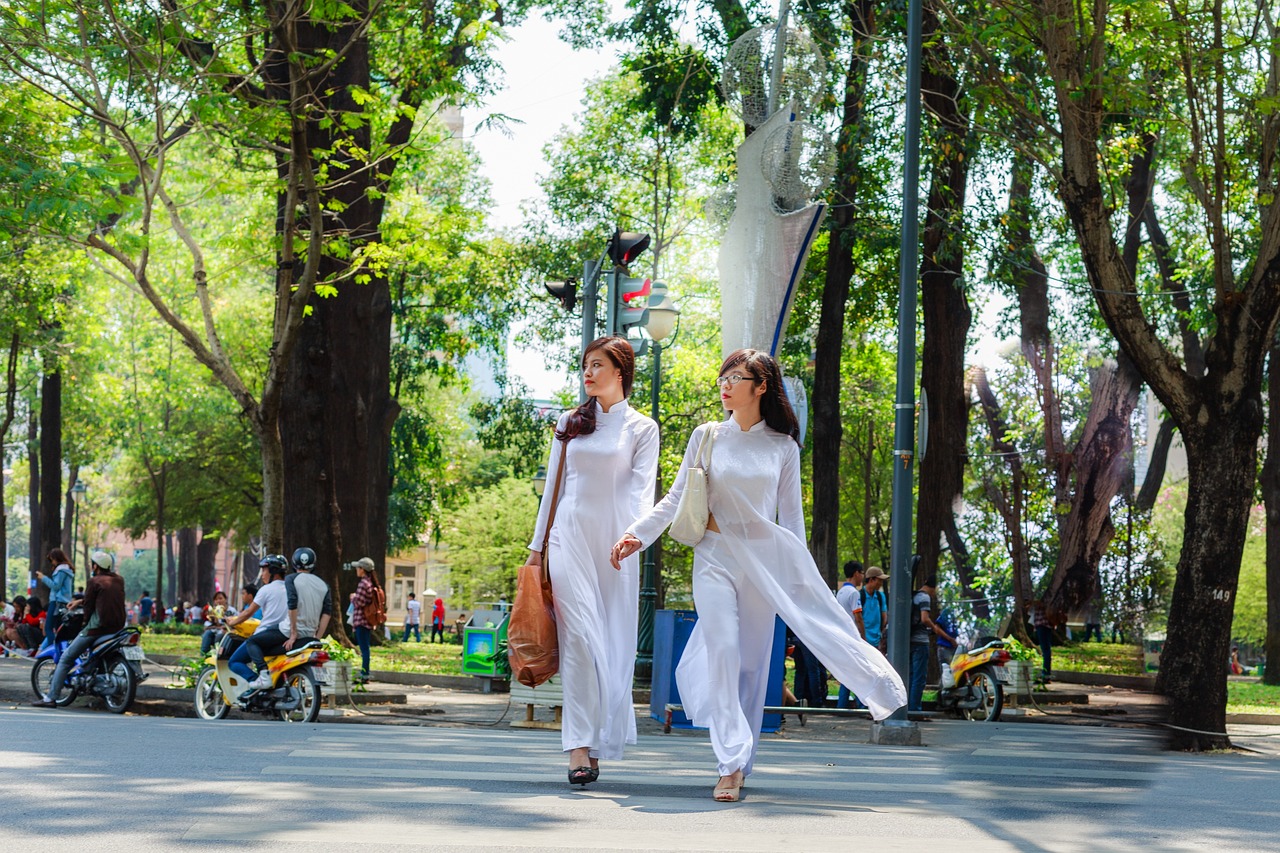粤语歌唱比赛，南国魅力的音乐盛宴展现风采